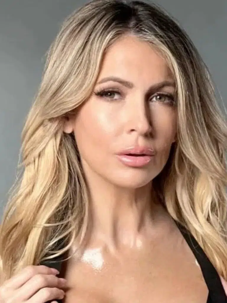 TITLE: Gigi Dior Biography: Wiki, Age, Career, Height, Weight, Boyfriend, Net Worth & More